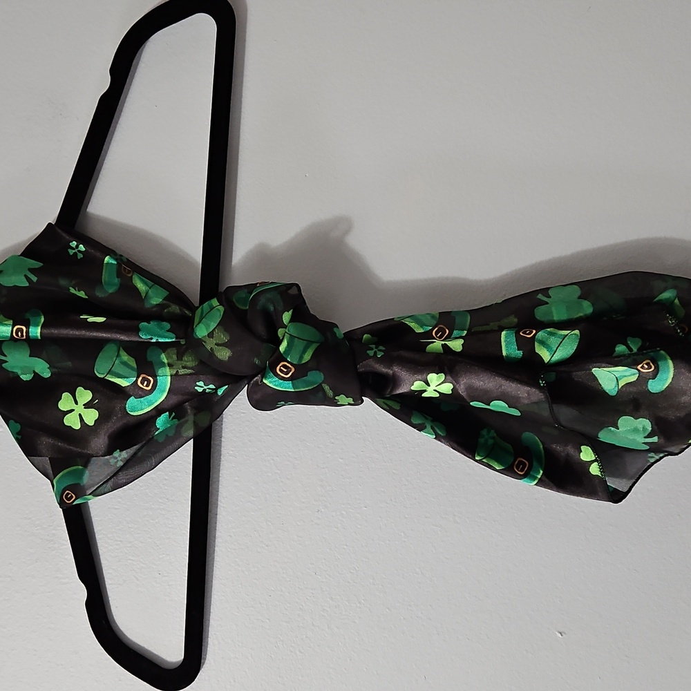 Black and Green Shamrock Scarf Silk Feel 13.5x58